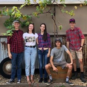 Meet your Posher, Leeanne